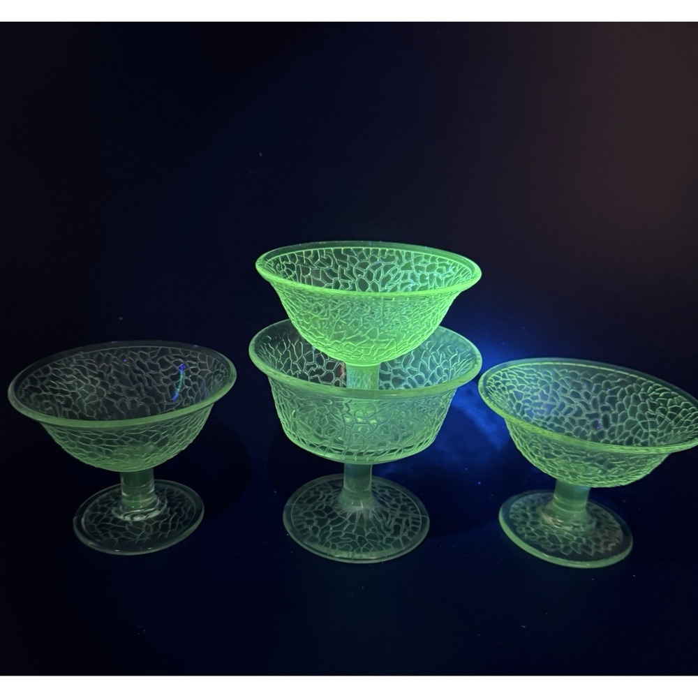 Set of 4 Crackle Me Cracky LE‎ Smith Sherbet Bowls Manganese UV Glow 1930s Vtg